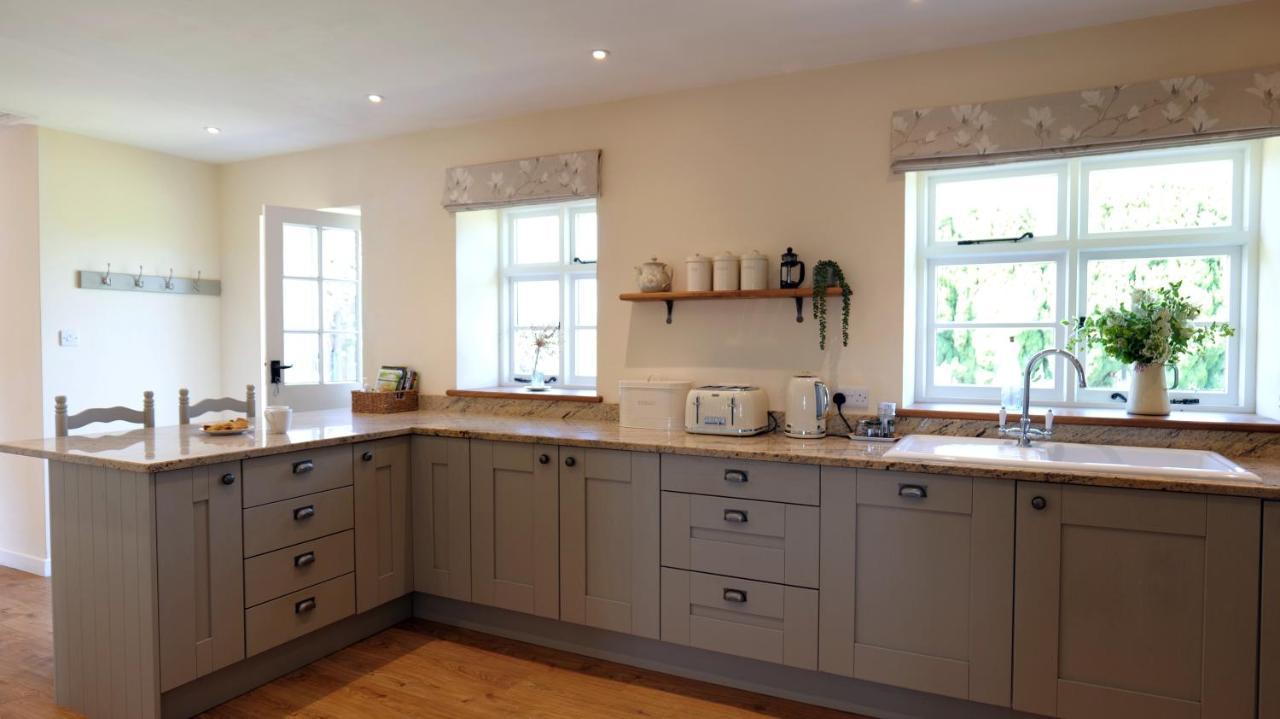 Country Cottage With Far Reaching Views Presteigne Extérieur photo